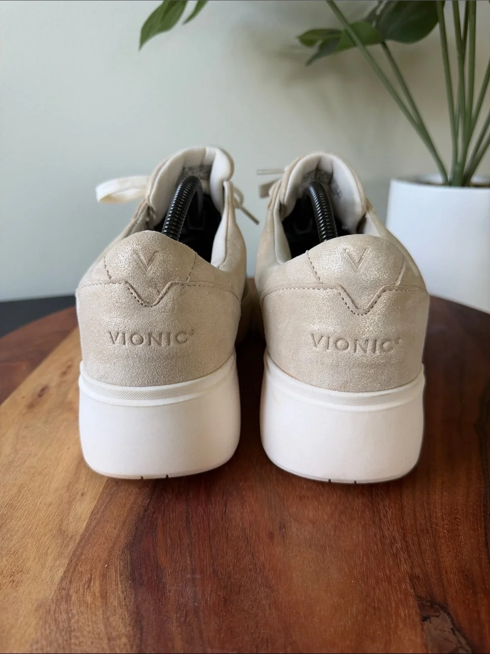Vionic Kearny Lace-Up Gold Metal Sneakers